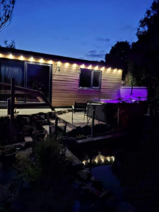 Cosy Cornish Cabin Сент-Остел Экстерьер фото